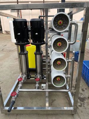 İyi bir fiyat. Ağır Sanayi için 5 Aşama 380V Ters Osmoz Su Temizleme Sistemi çevrimiçi