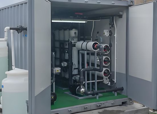 İyi bir fiyat. Sıvı / Tuzlu Su Ters Osmoz Filtre Sistemi 15-65kw çevrimiçi