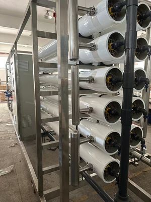 İyi bir fiyat. FilmTec Membran Su Temizleme Sistemi 50-100kw/saat Siemens PLC Kontrolü çevrimiçi