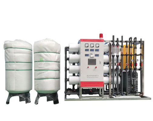 İyi bir fiyat. Güvenilir Su Temizleme Ticari Ters Osmoz Sistemi 380V/50Hz güç kaynağı ile çevrimiçi
